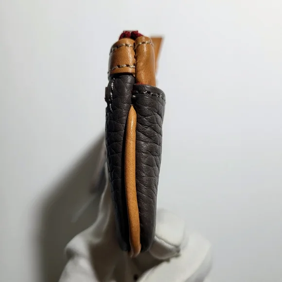 NWOT Dooney & Bourke Pebble Grain Card Case in Elephant - Picture 9 of 13